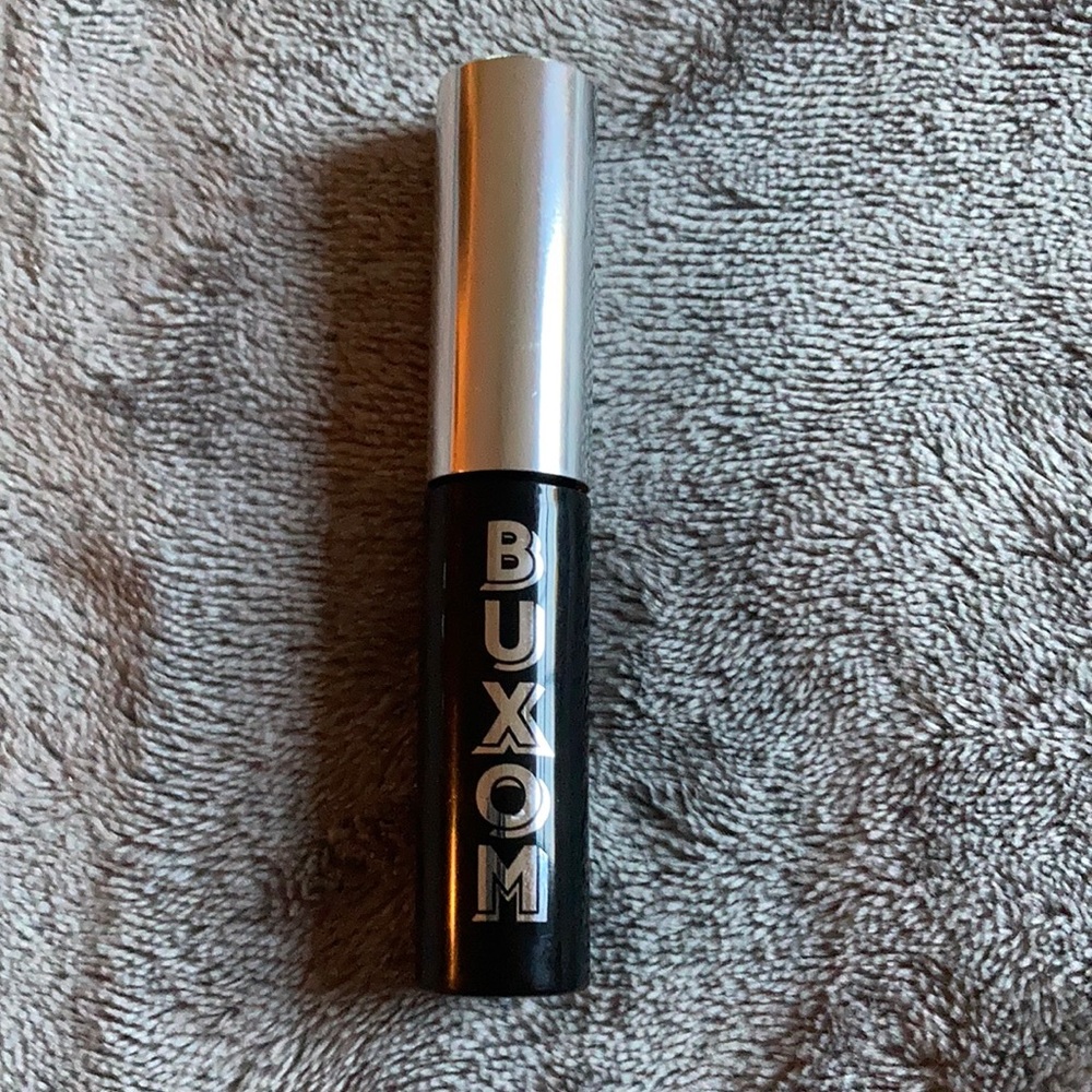 💚3/$10 Buxom Volumizing Mascara